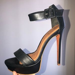Stunning Platform 6.5 Heels